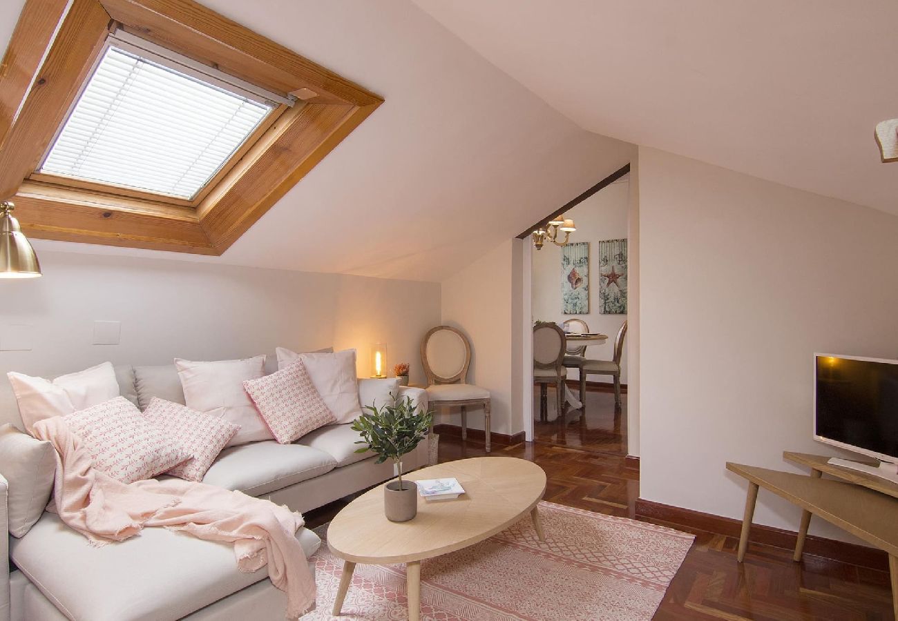 Apartamento en Granada - ChezmoiHomes Alhambra Penthouse