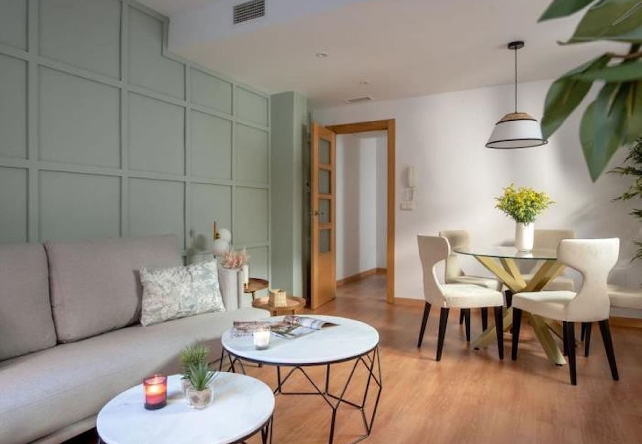 Casa en Granada - ChezmoiHomes Gran Via House with parking