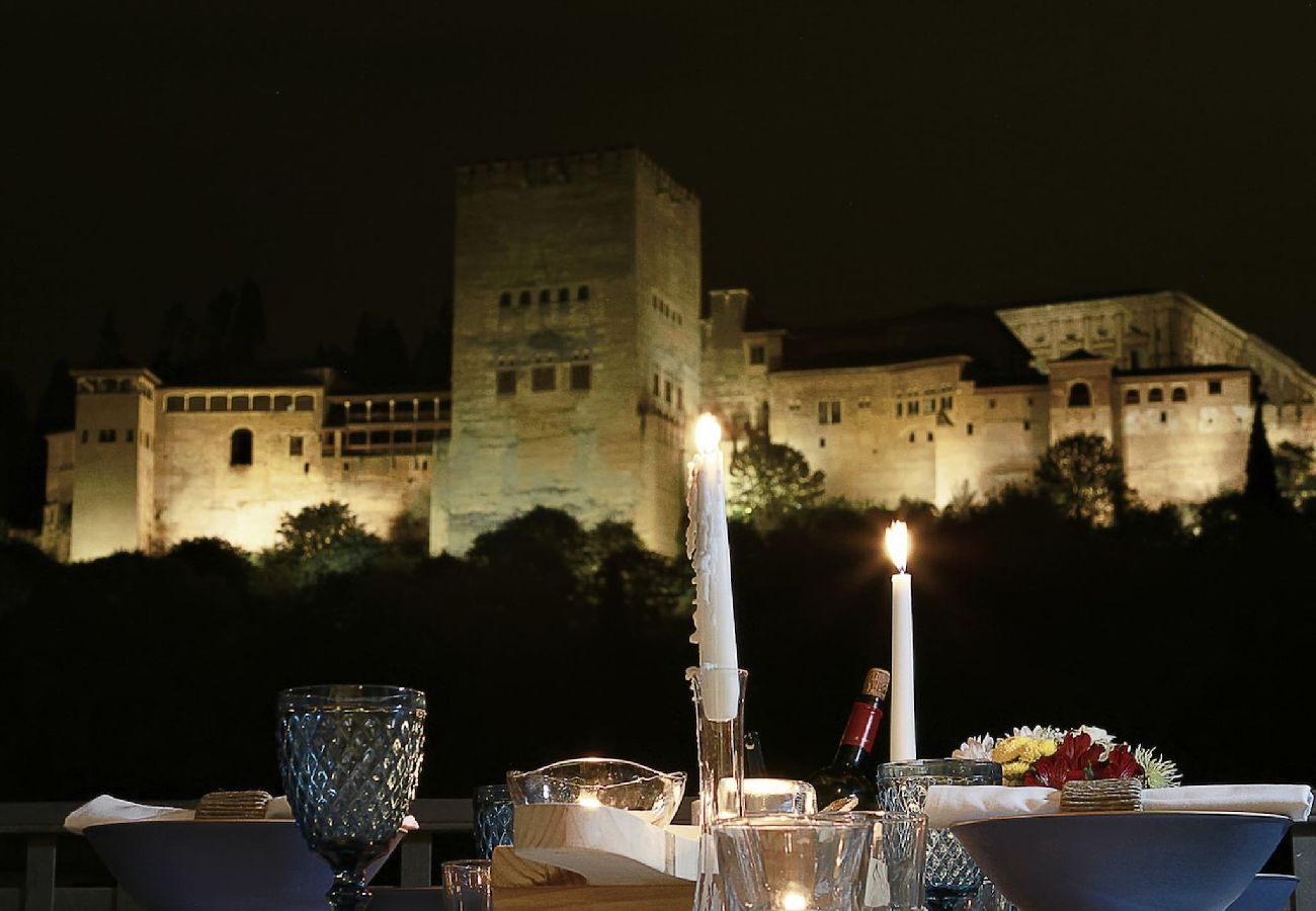 Apartamento en Granada - ChezmoiHomes Unique Alhambra Views 