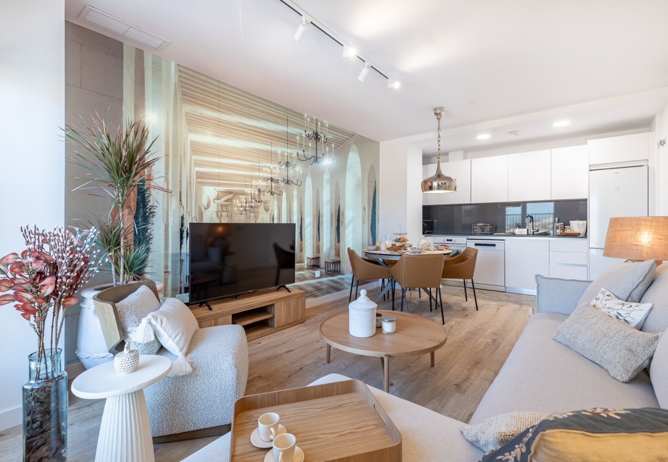 Apartamento en Málaga - Malaga Skyline 7 Pool & PK Free