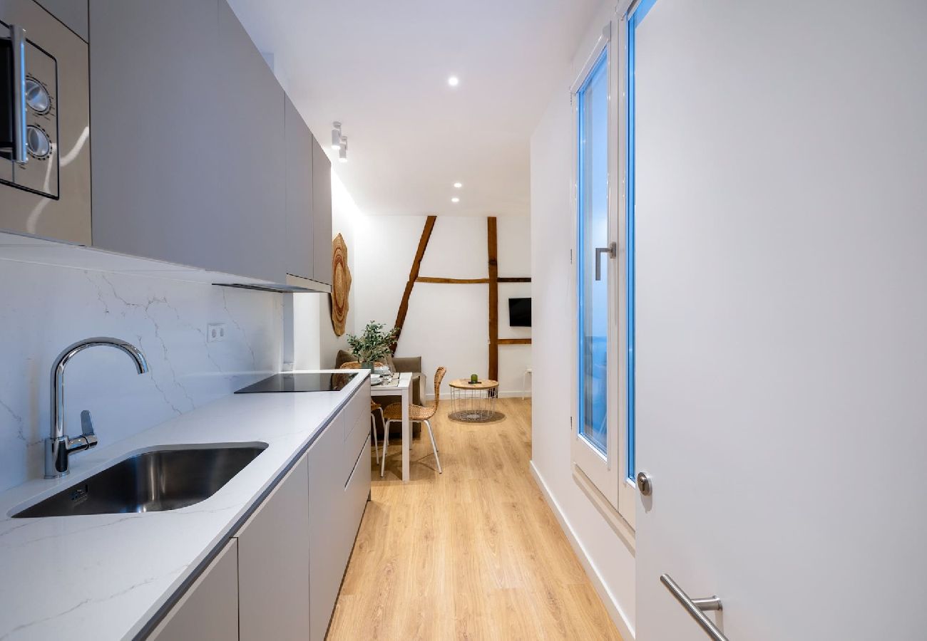 Apartment in Granada - ChezmoiHomes Patio Zahorí 1