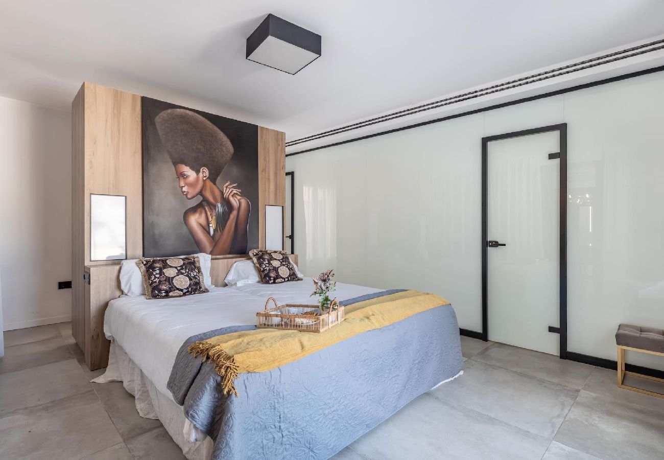 Apartment in Granada - ChezmoiHomes Luxury Alhambra Penthouse Collection Aixa