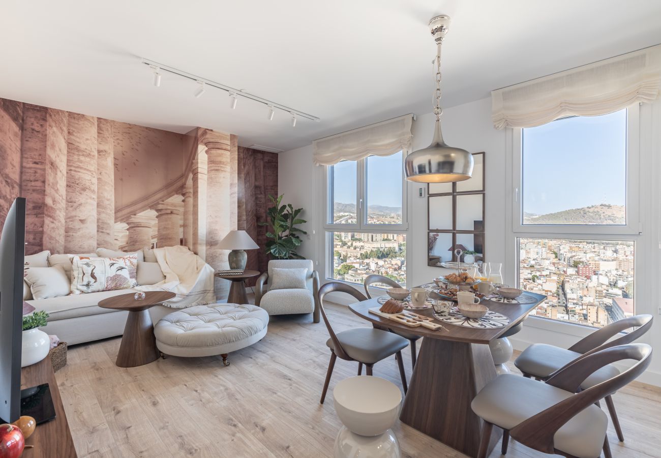 Apartment in Málaga - Malaga Skyline 9 Pool & Parking Free